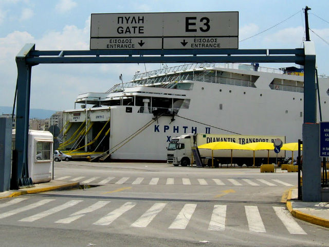 Πειραιάς: Σορός άνδρα εντοπίστηκε στο Λιμάνι