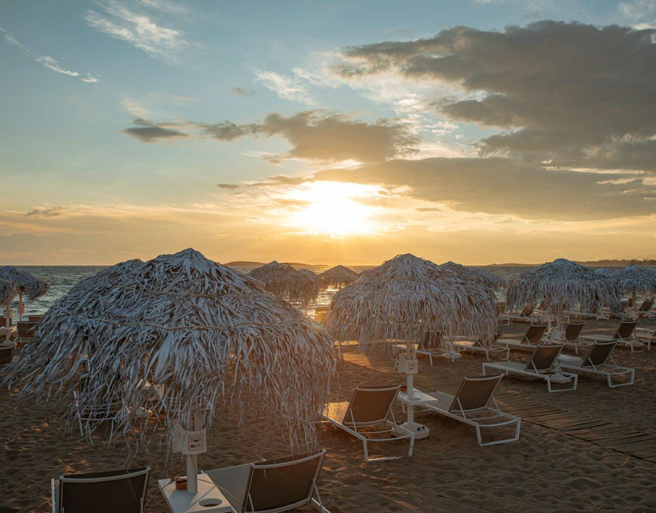 APOLLON BEACH, η νέα εντυπωσιακή παραλία στην καρδιά της Αθηναϊκής Ριβιέρας