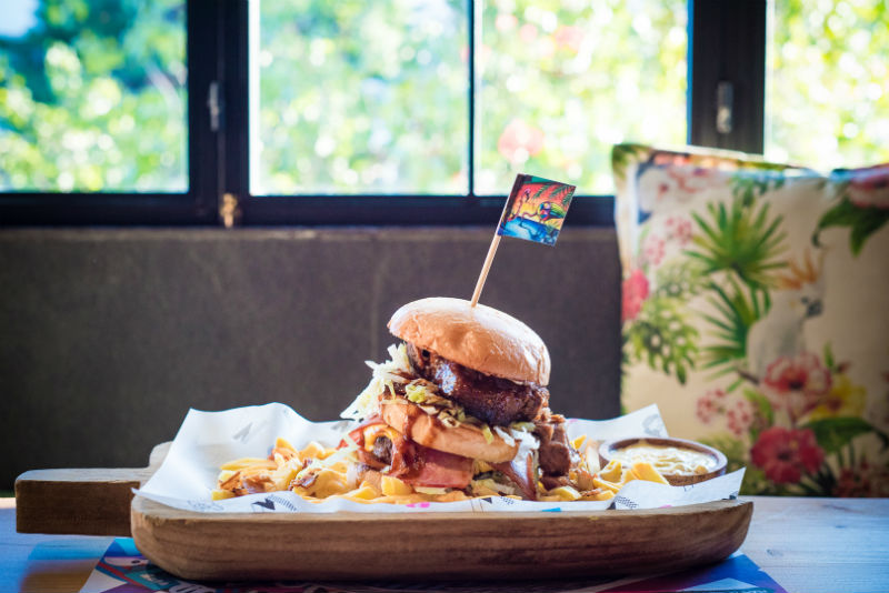 Στο Wynwood κάθε Τετάρτη θα απολαύσεις burger σε προνομιακή τιμή