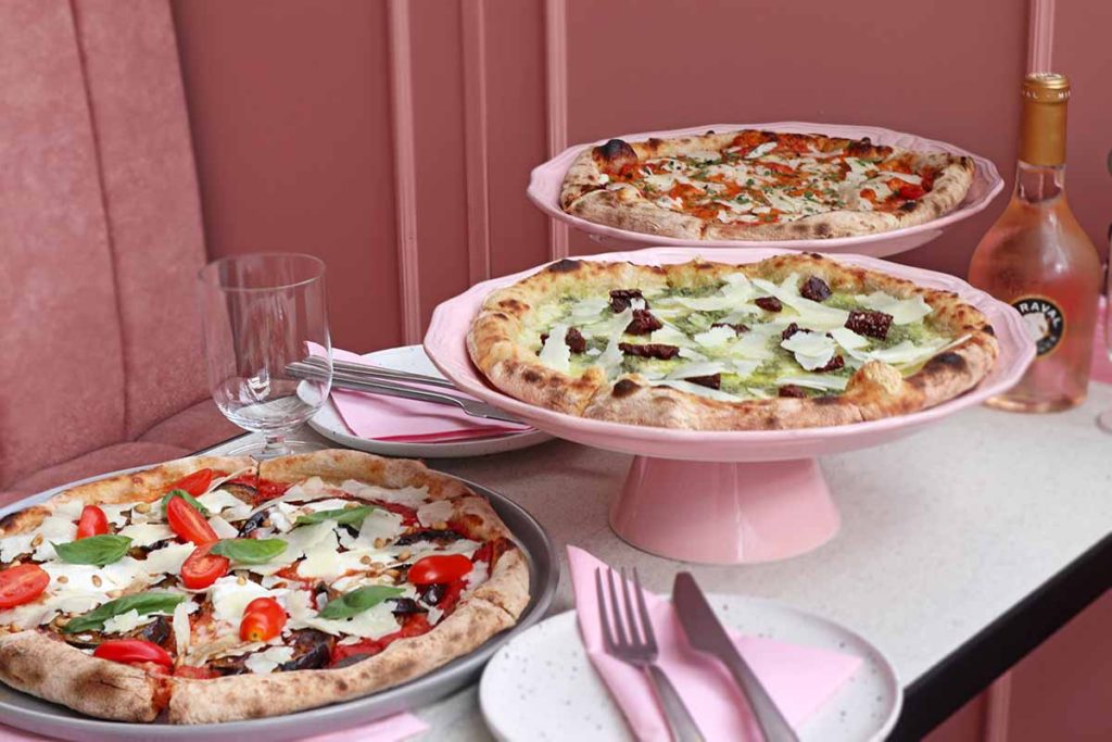 59 πράγματα που μας έχουν λείψει: Το άρωμα Νάπολης που αναδύεται από τo Etien Pizza Bar