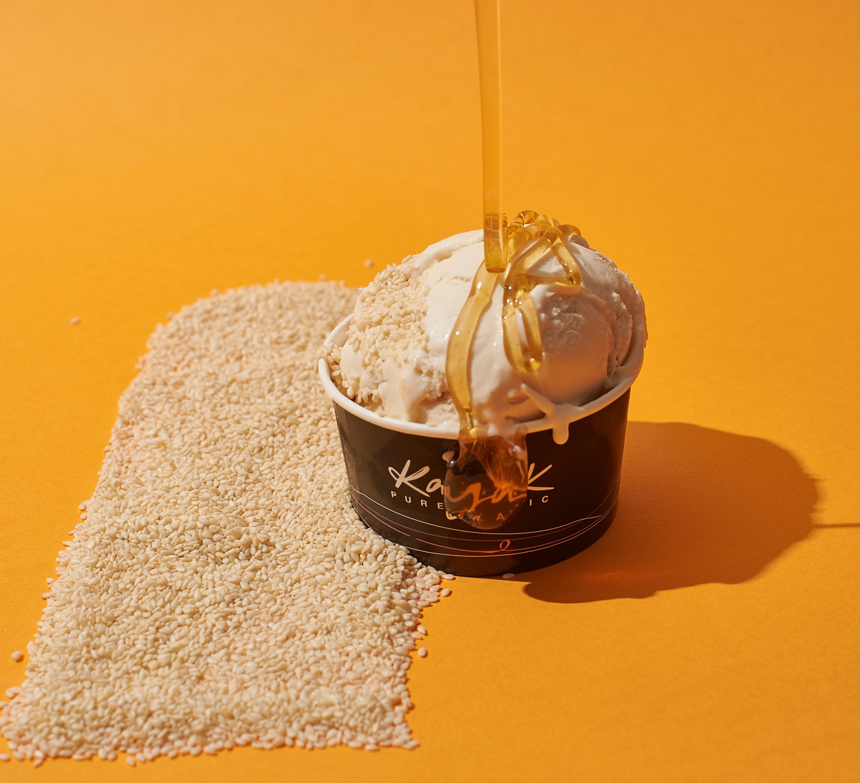Παγωτό παρμεζάνα; Παγωτό με λευκή τρούφα ή παγωτό σαμπάνια τριαντάφυλλο; Θα τα βρεις όλα στα Kayak
