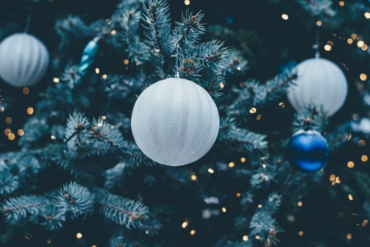 Άγιος Δημήτριος: Φωταγώγηση του Χριστουγεννιάτικου δέντρου και συναυλία με τον Γεράσιμο Ανδρεάτο