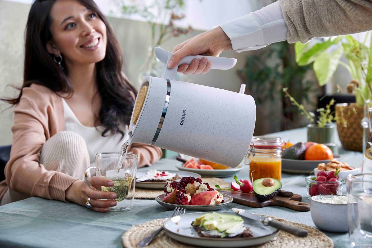 Philips Eco Conscious Edition: Το πρώτο σετ πρωινού κατασκευασμένο από 100% βιολογικά πλαστικά