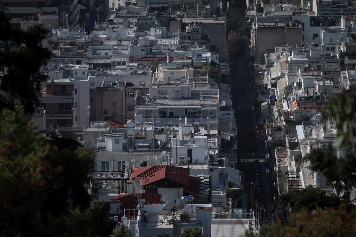 Άνοδος επιτοκίων: Θωρακισμένη η ελληνική αγορά κατοικίας